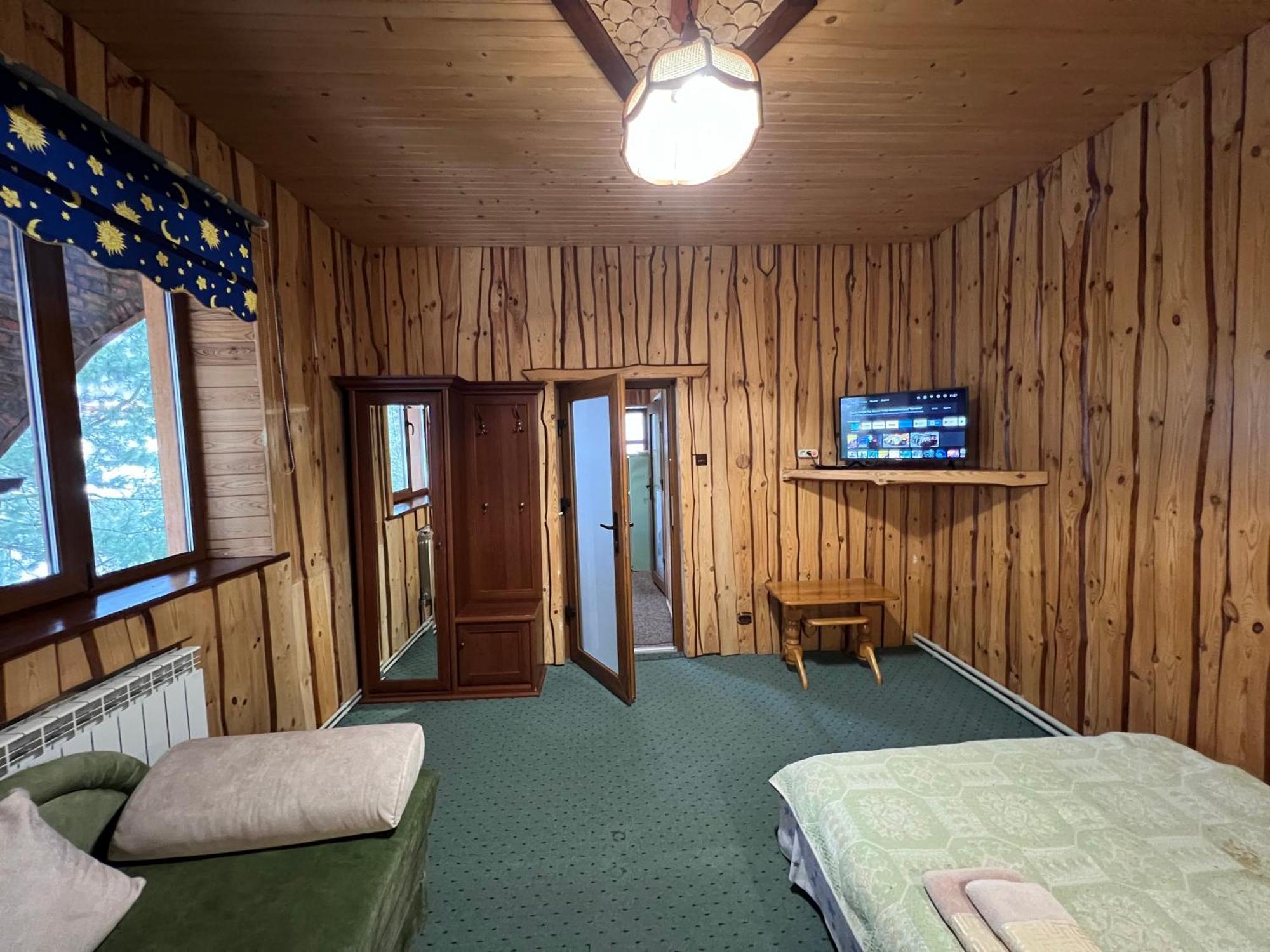 U Yaroslava Hotel *